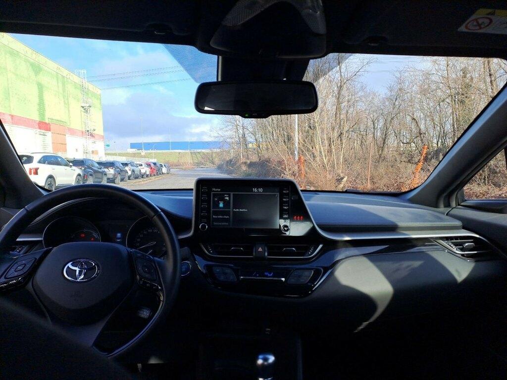 Toyota C-HR 1.8h Active e-cvt