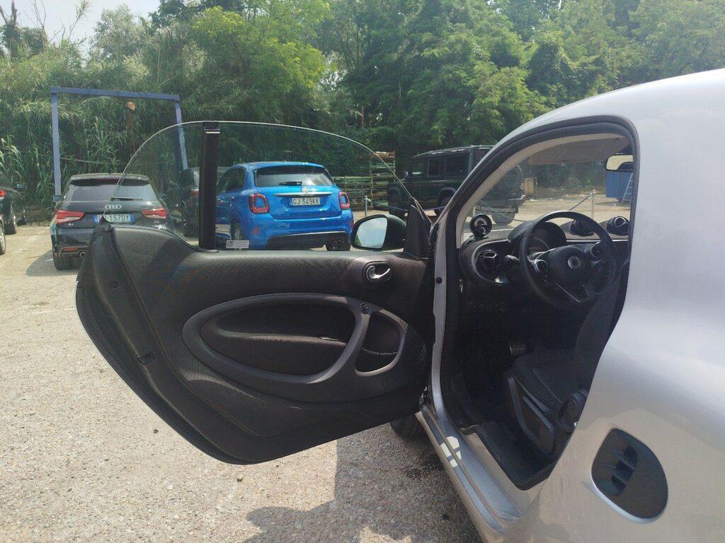 Smart fortwo eq Pulse 22kW