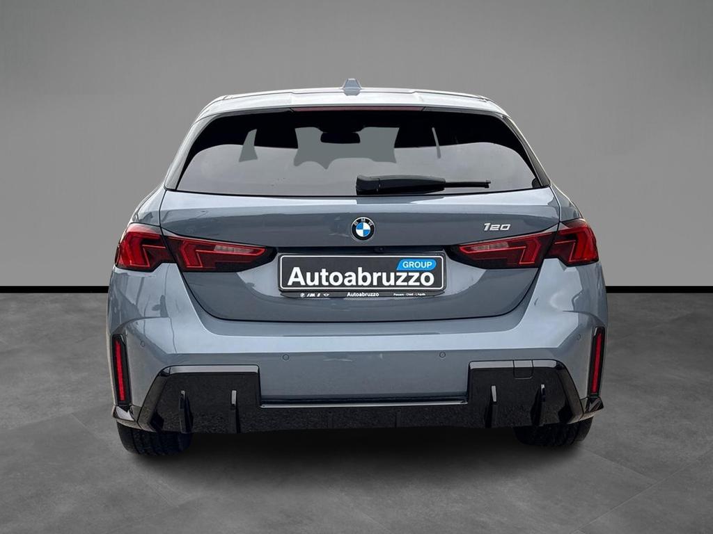 BMW Serie 1 120 48V MSport auto