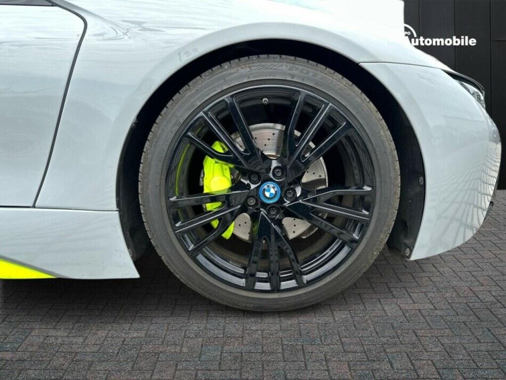 BMW i8 Coupe 1.5 auto