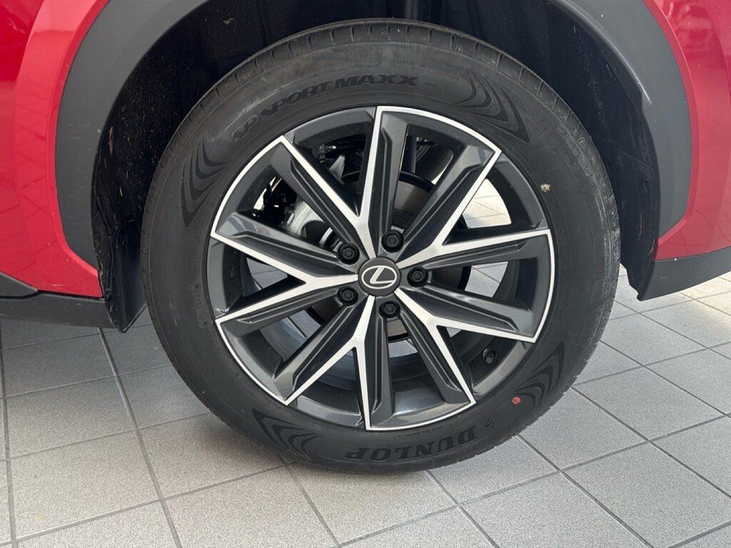 Lexus LBX 1.5 hybrid Cool 2wd