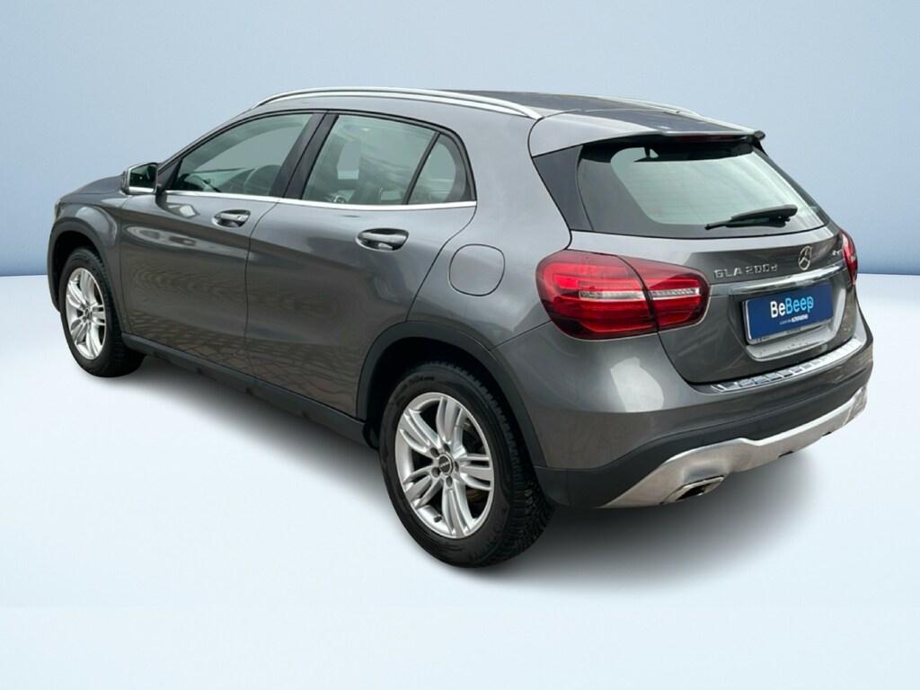 Mercedes GLA 200 d Sport 4matic auto