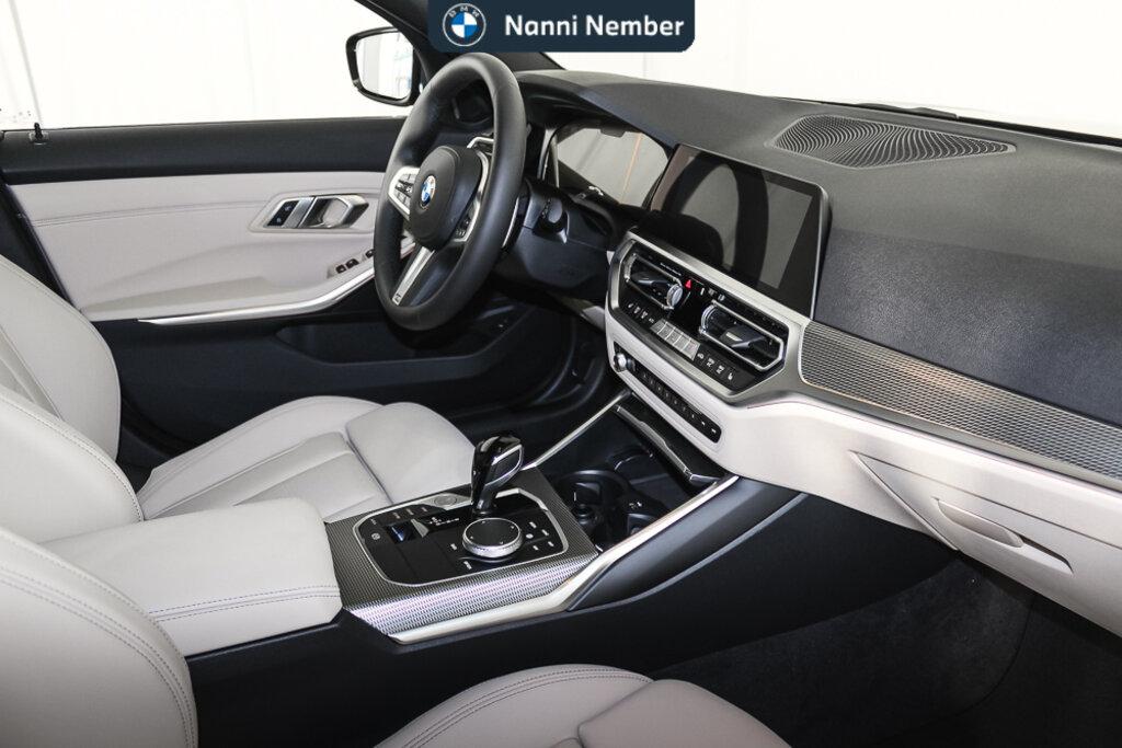BMW Serie 3 330d Touring mhev 48V xdrive Msport auto