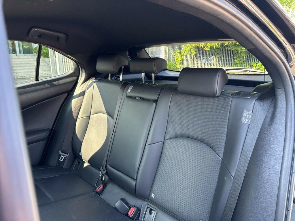 Lexus UX 250h Midnight 2wd cvt