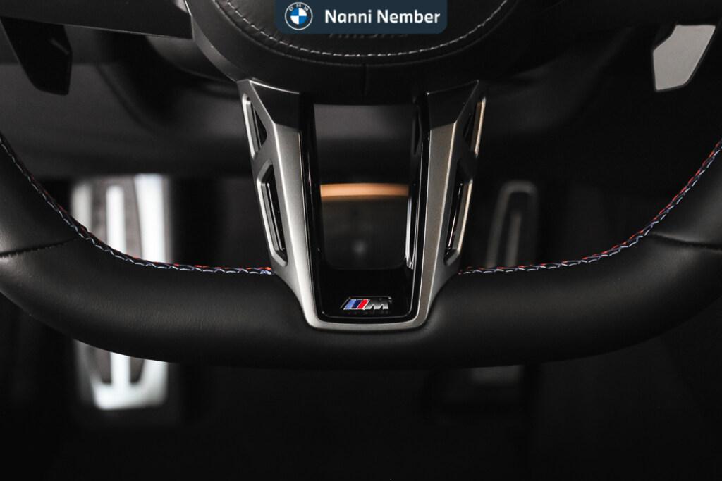 BMW M5 4.4 727cv auto