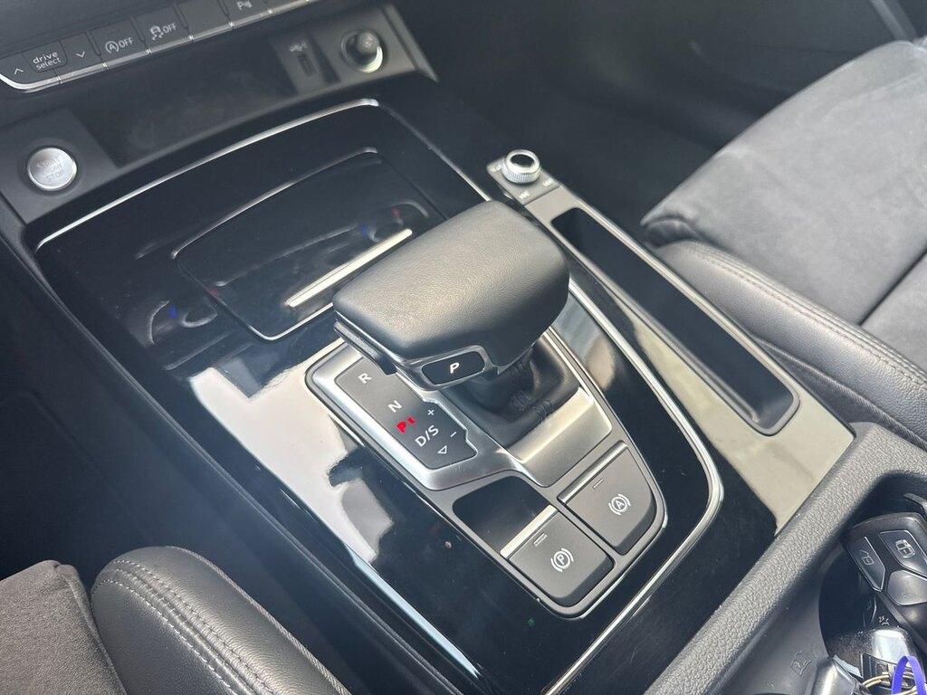 Audi Q5 Sportback 40 2.0 tdi mhev 12V S line quattro s tronic