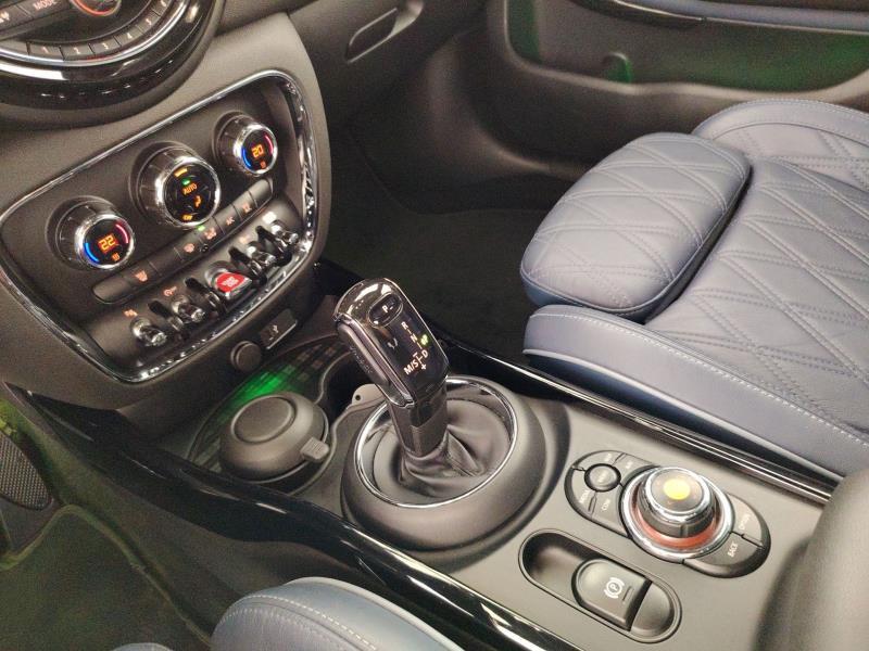 Mini Cooper D Clubman 2.0 Cooper D Mayfair Edition auto