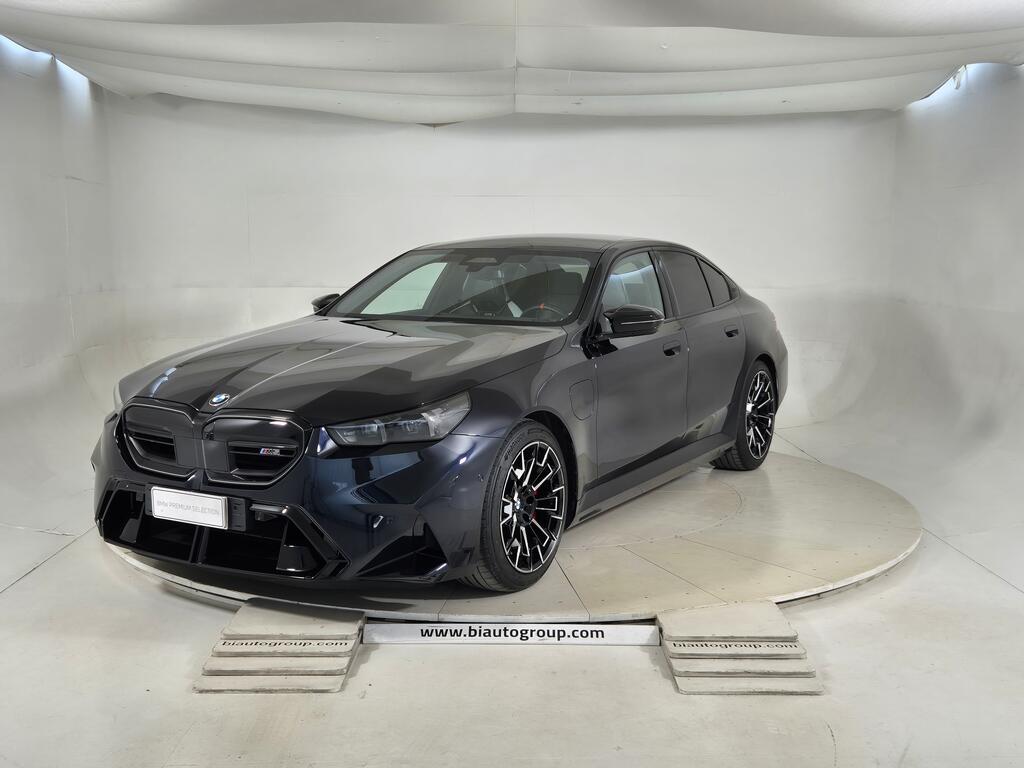 BMW M5 4.4 727cv auto