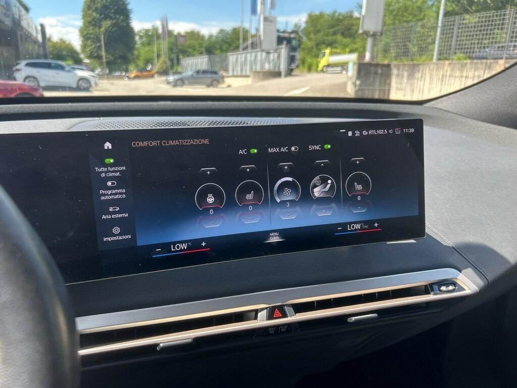 BMW iX xdrive50 pacchetto sportivo