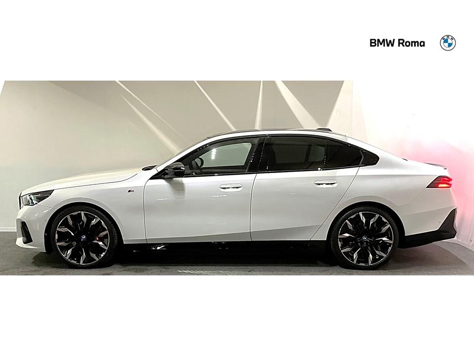 BMW i5 M60 auto