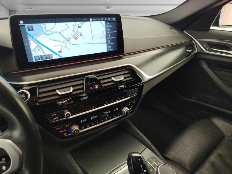 BMW Serie 5 530d Touring mhev 48V xdrive Business auto