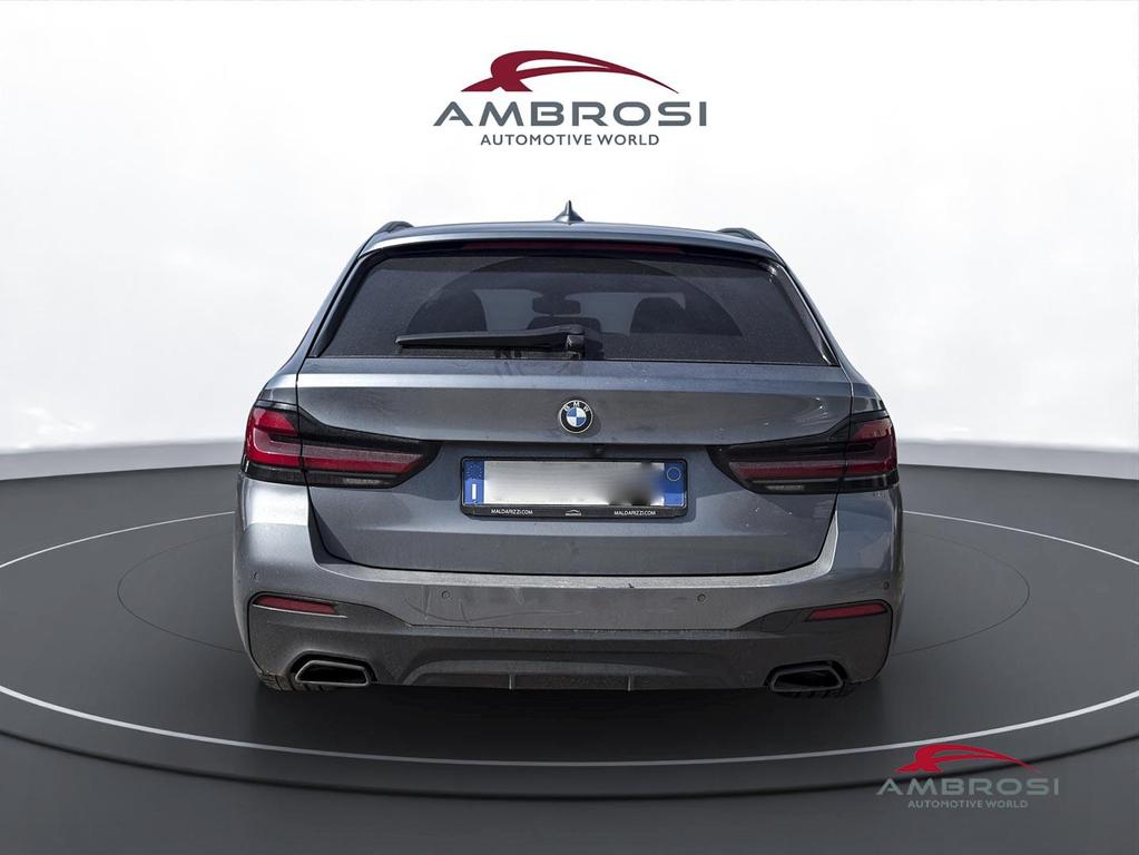 BMW Serie 5 520d Touring mhev 48V xdrive Msport auto