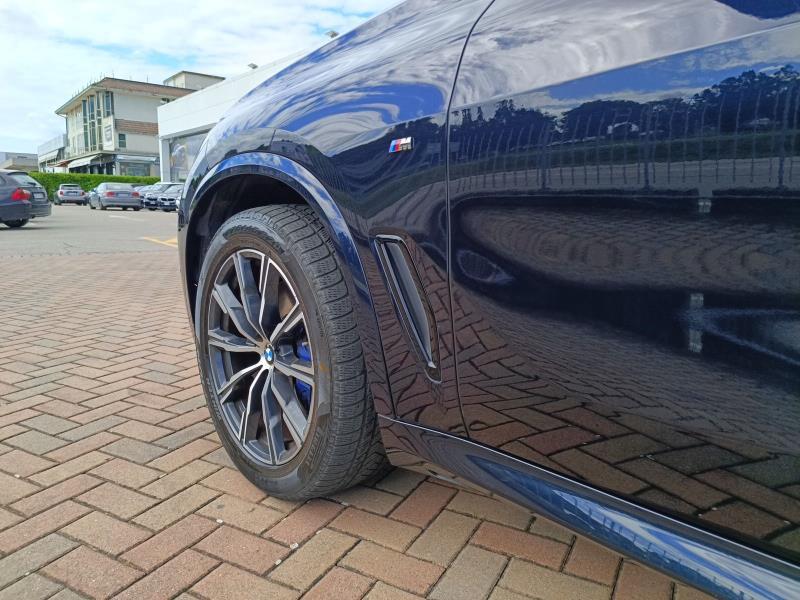 BMW X5 xdrive30d mhev 48V Msport auto