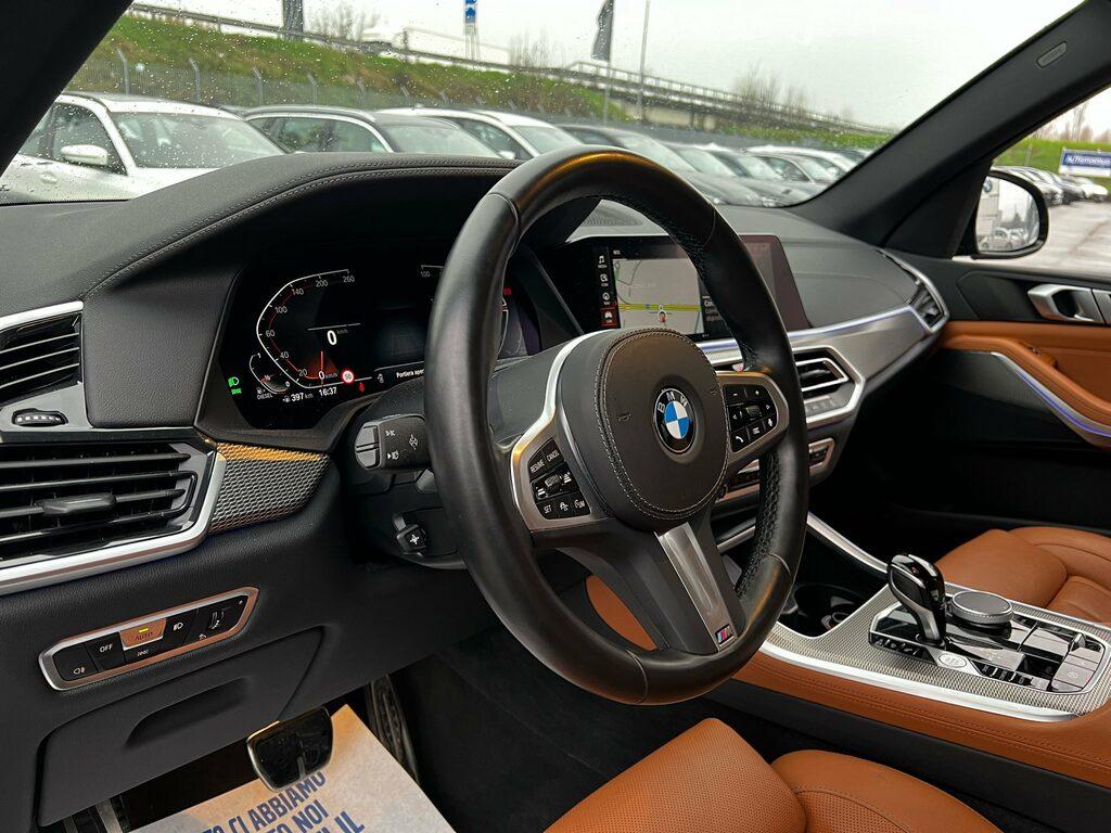 BMW X5 xdrive40d mhev 48V Msport auto