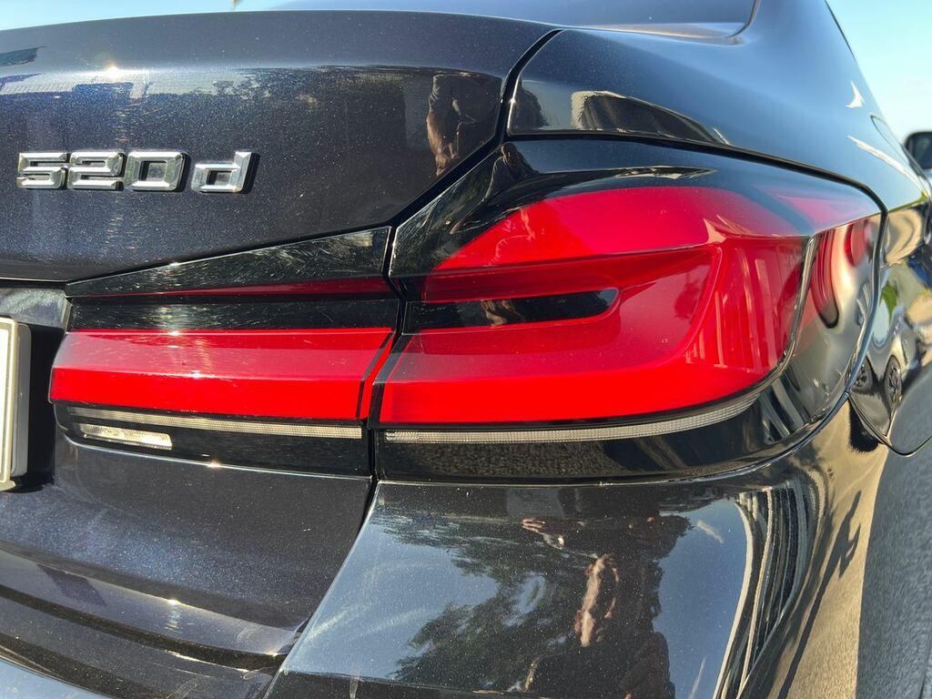 BMW Serie 5 520d mhev 48V xdrive Msport auto