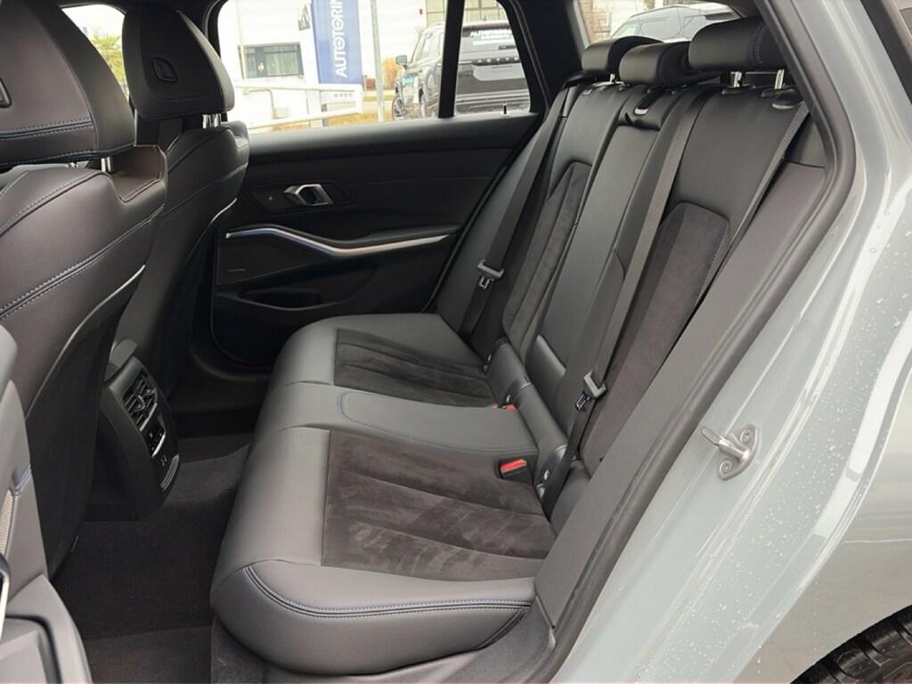 BMW Serie 3 330d Touring mhev 48V Msport xdrive auto