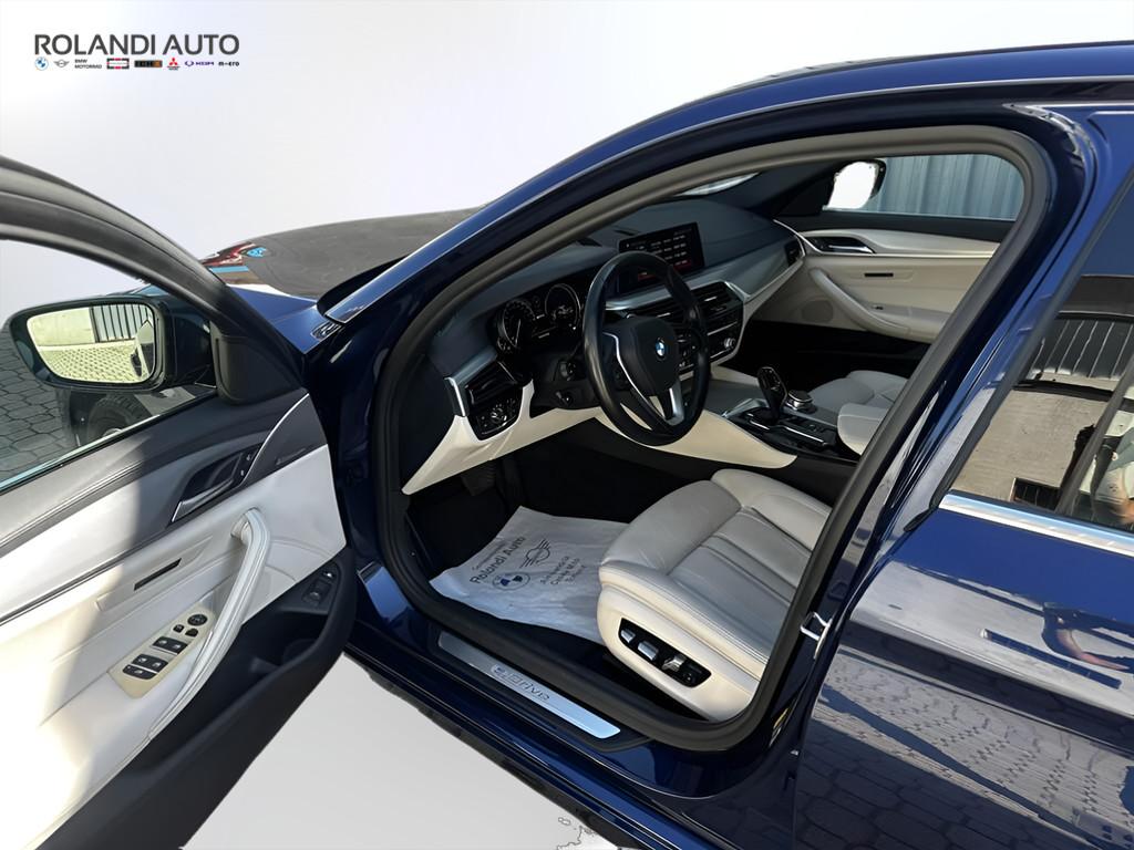 BMW Serie 5 530e Luxury auto