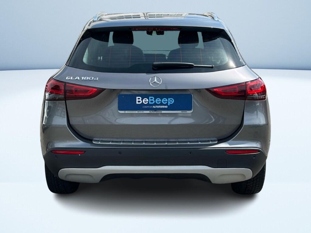 Mercedes GLA 180 d Sport auto