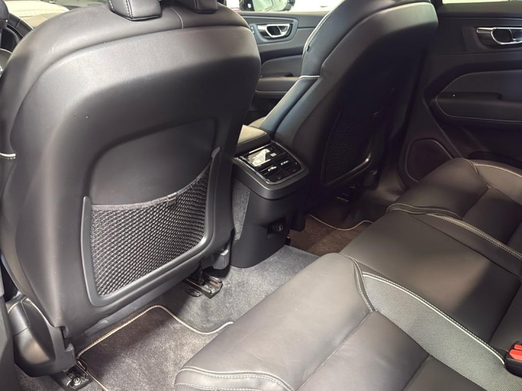 Volvo XC60 2.0 B4 Business Plus awd geartronic my20