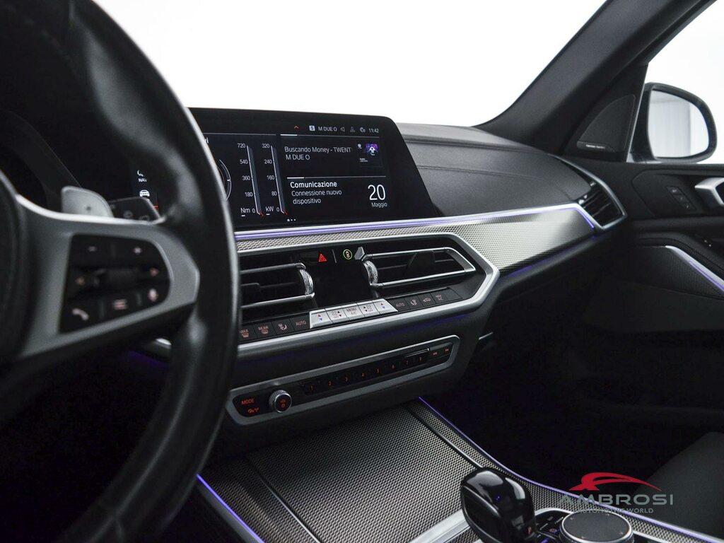BMW X5 xdrive40d mhev 48V Msport auto