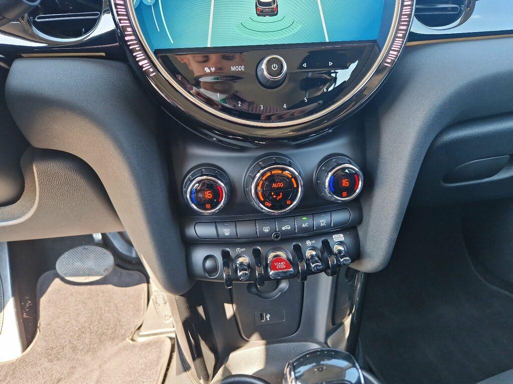 Mini Cooper 1.5 TwinPower Turbo Cooper DCT