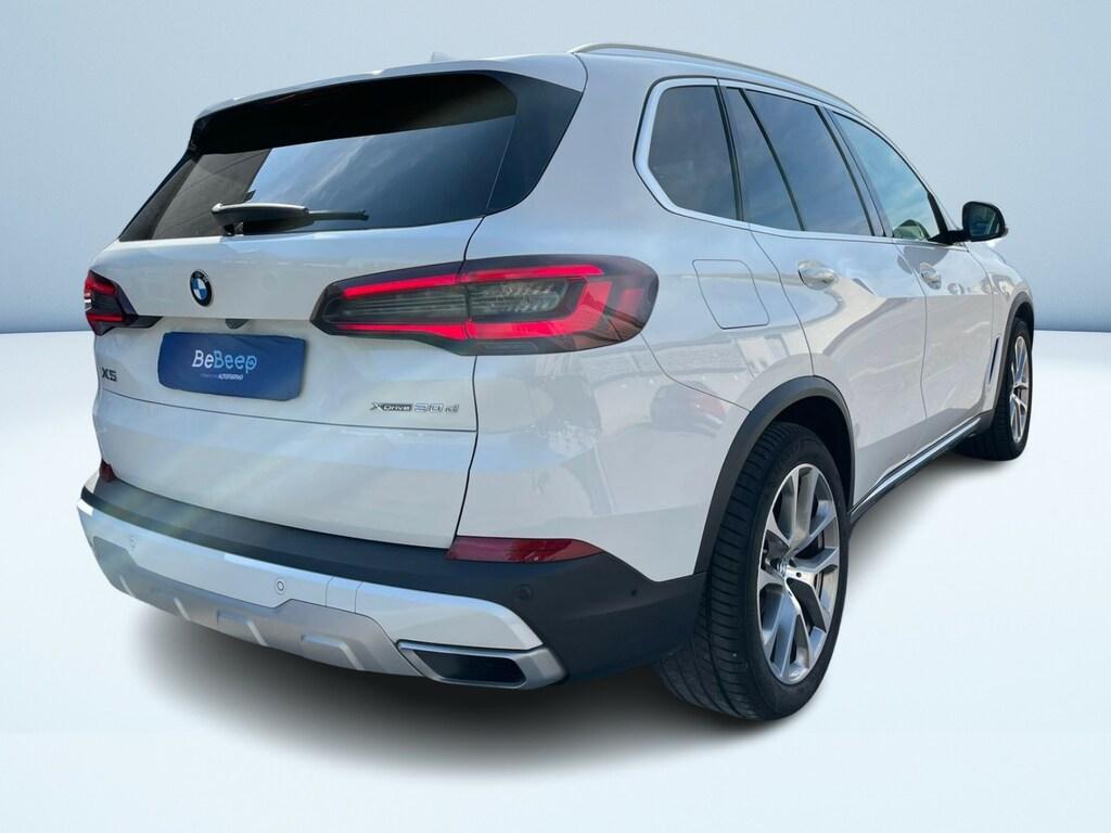 BMW X5 xdrive30d mhev 48V xLine auto