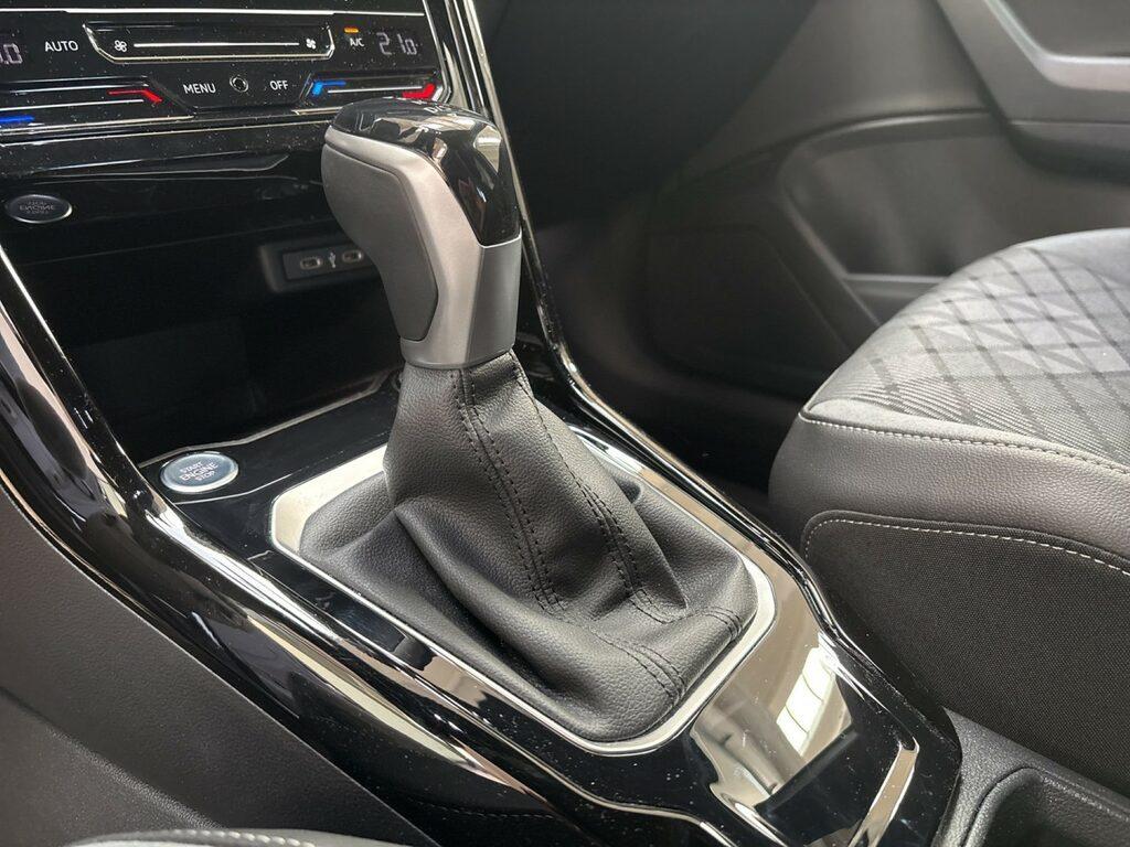 Volkswagen T-Roc 1.5 tsi act R-Line dsg