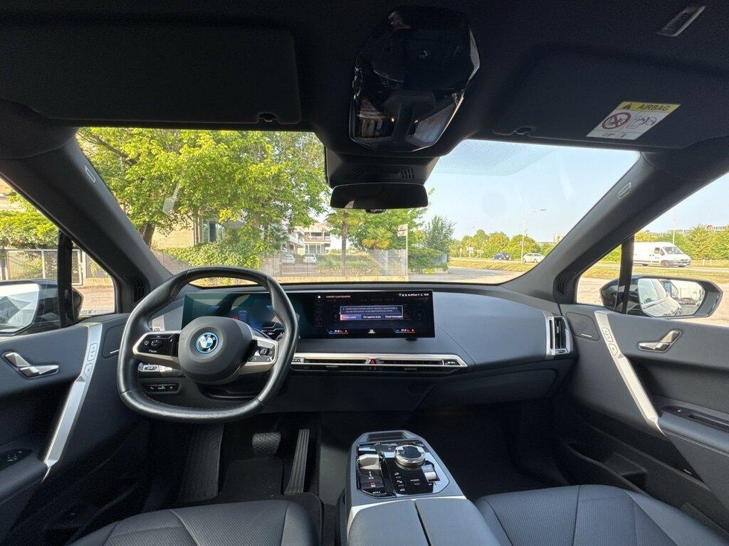 BMW iX xdrive50 pacchetto sportivo