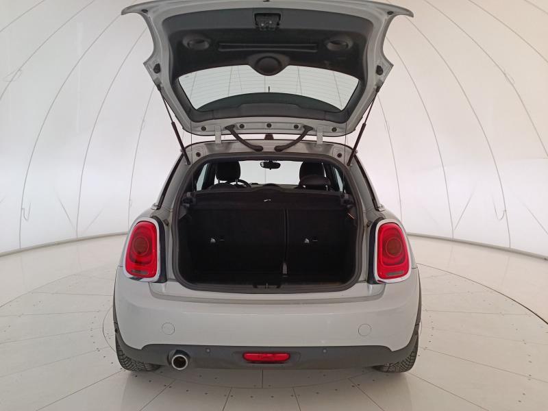 Mini Cooper 1.5 TwinPower Turbo Cooper Business
