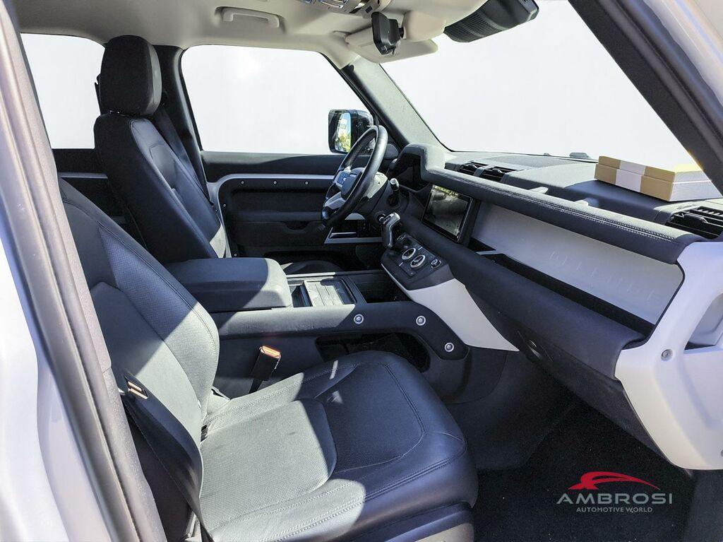 Land Rover Defender 110 3.0d i6 mhev X-Dynamic SE awd 250cv auto