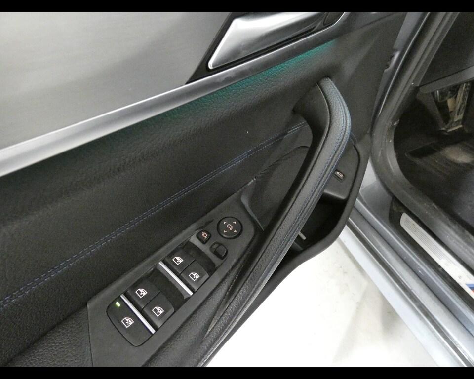 BMW Serie 5 520d mhev 48V xdrive Msport auto