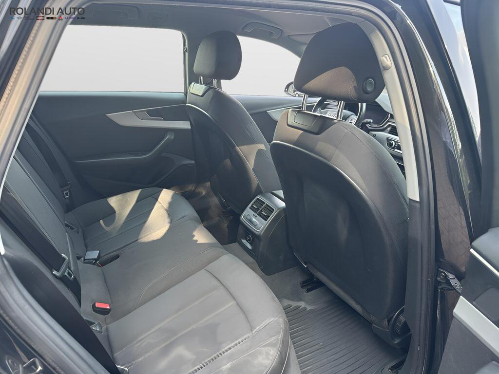 Audi A4 Allroad 40 2.0 tdi Business 190cv s-tronic my16