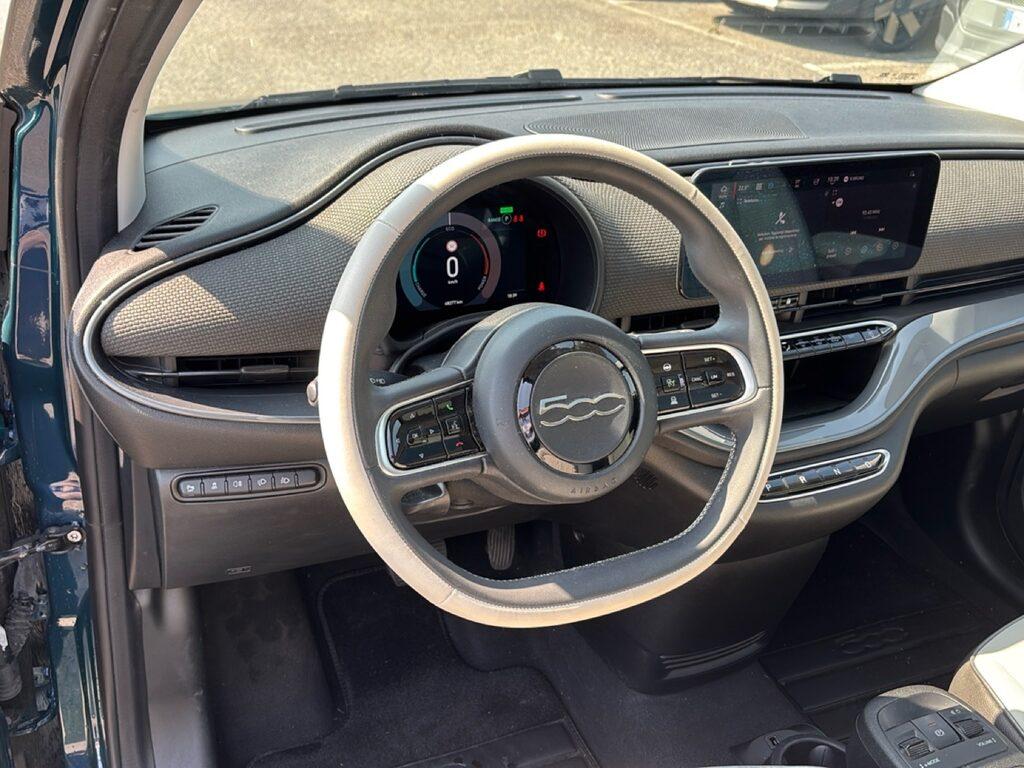 Fiat 500 e La Prima