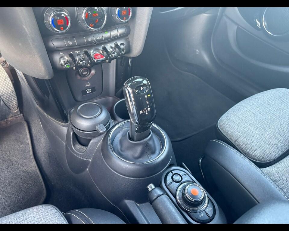 Mini Cooper 1.5 TwinPower Turbo Cooper Hype DCT