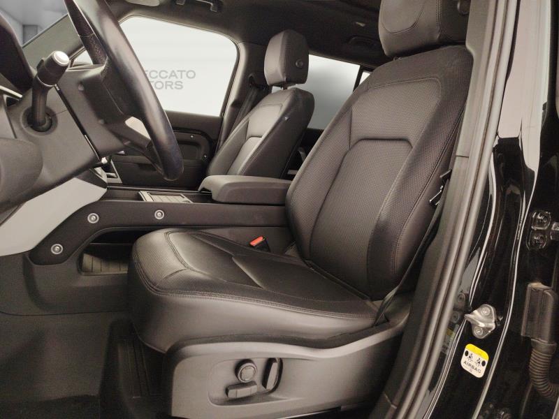Land Rover Defender 110 3.0d i6 mhev X-Dynamic SE awd 250cv auto