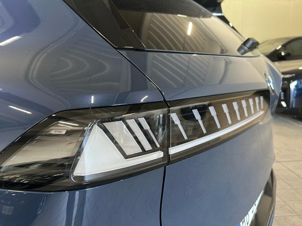 BMW iX3 50 xdrive Msport