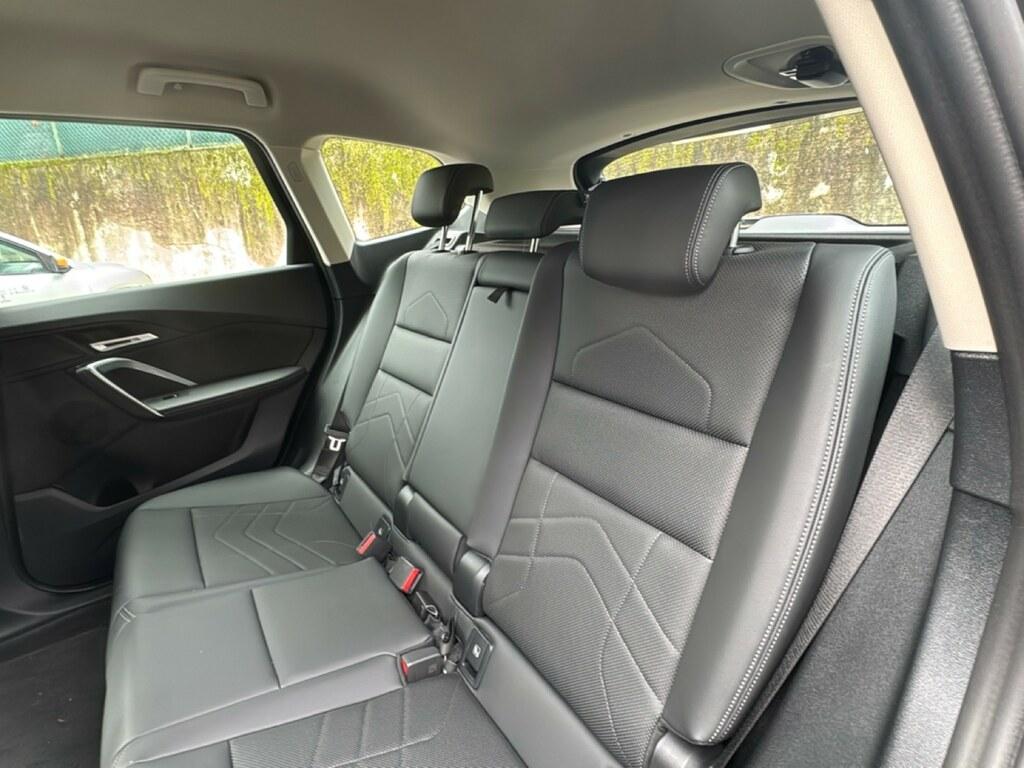 BMW iX1 edrive 20 X-Line