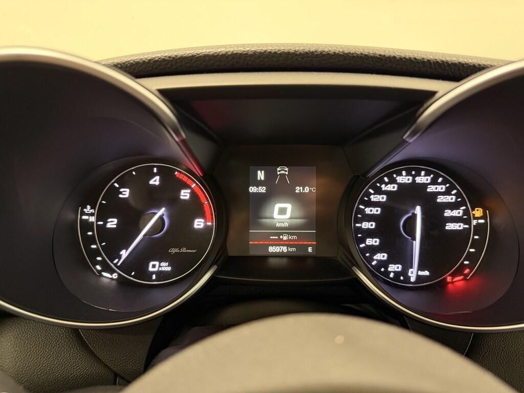 Alfa Romeo Giulia 2.2 t Super 150cv