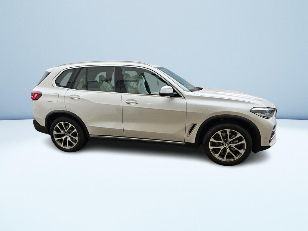 BMW X5 xdrive40d mhev 48V xLine auto