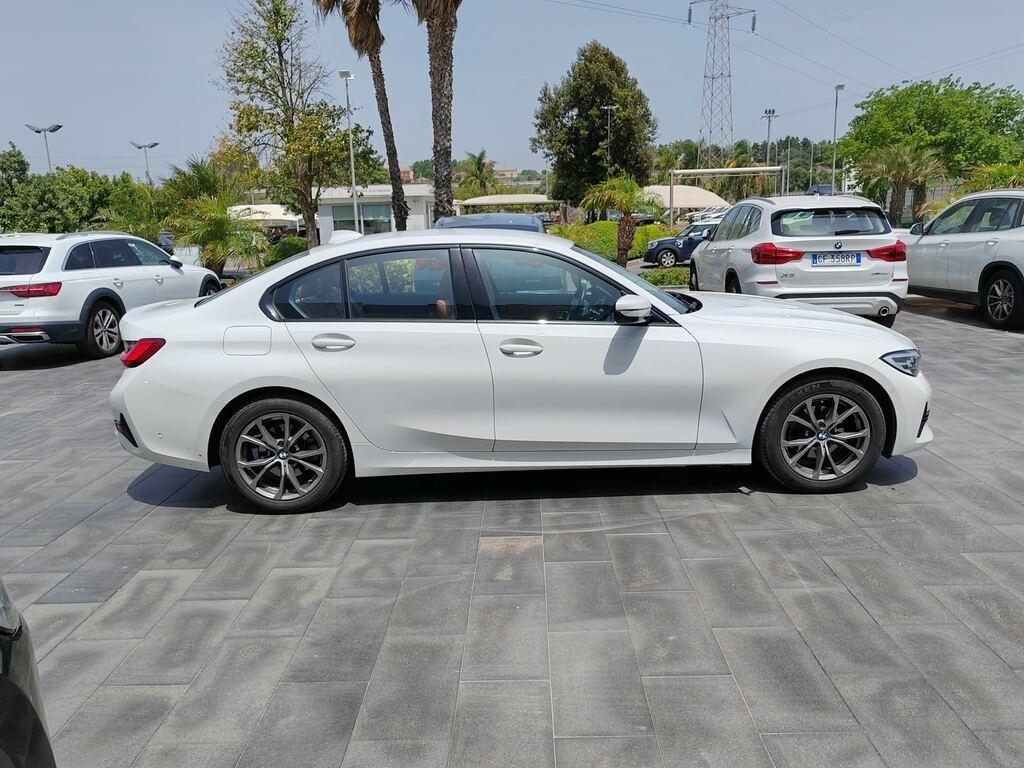 BMW Serie 3 318d mhev 48V Sport auto