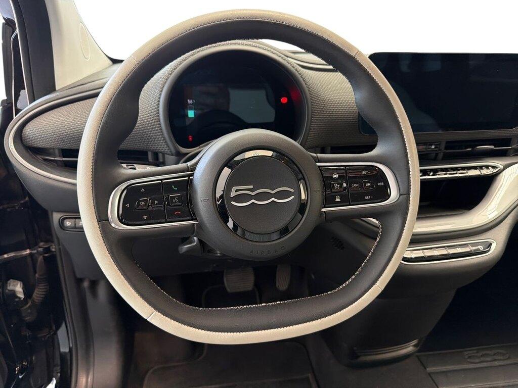 Fiat 500 e 3+1 La Prima