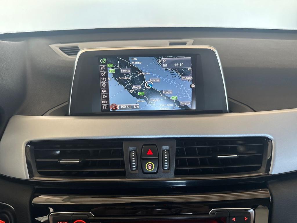 BMW X1 xdrive18d Advantage