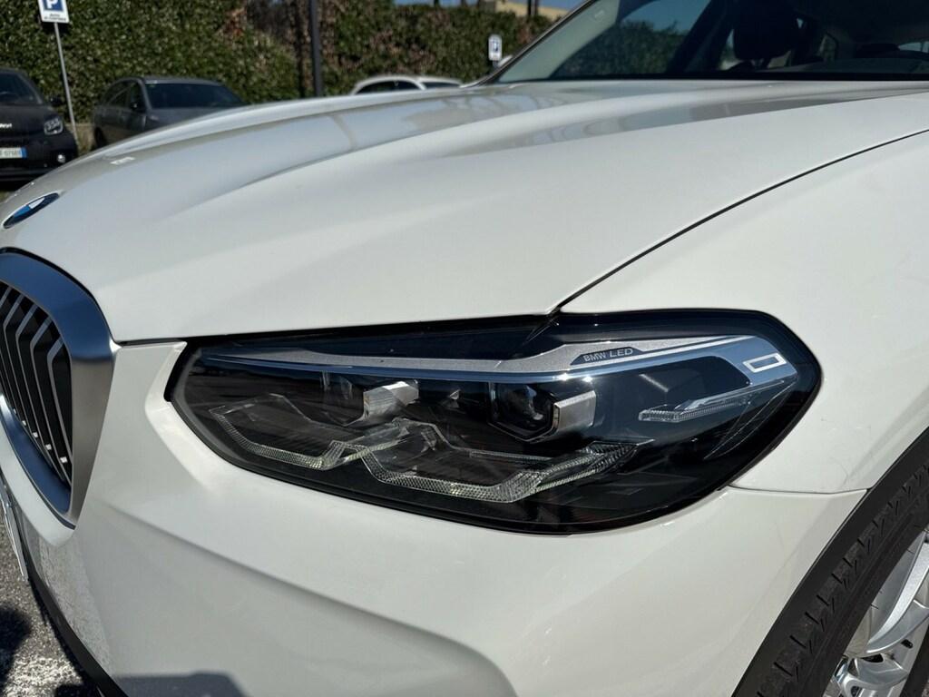 BMW X3 sdrive18d mhev 48V auto