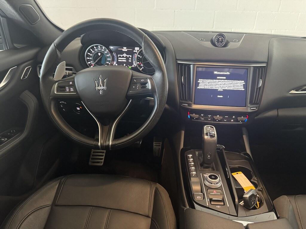 Maserati Levante 2.0 mhev Executive 330cv auto