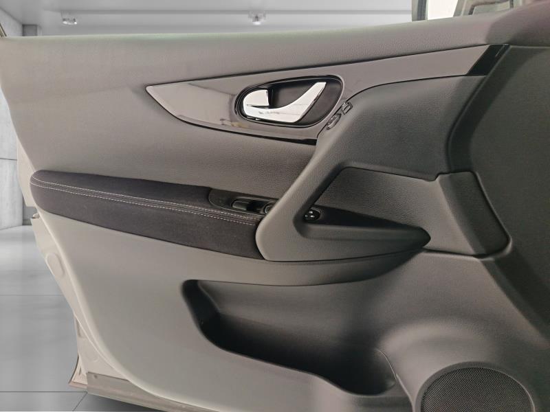 Nissan Qashqai 1.5 dci Tekna 110cv E6