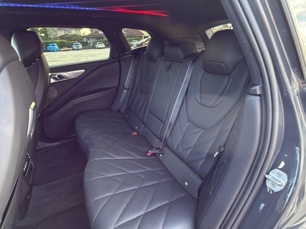 BMW XM 4.4 steptronic