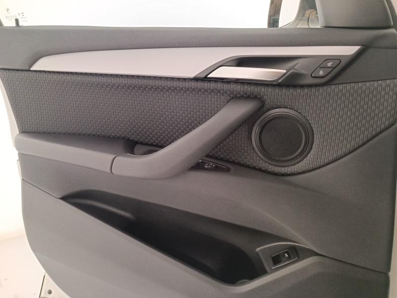 BMW X1 sdrive18i Advantage 136cv