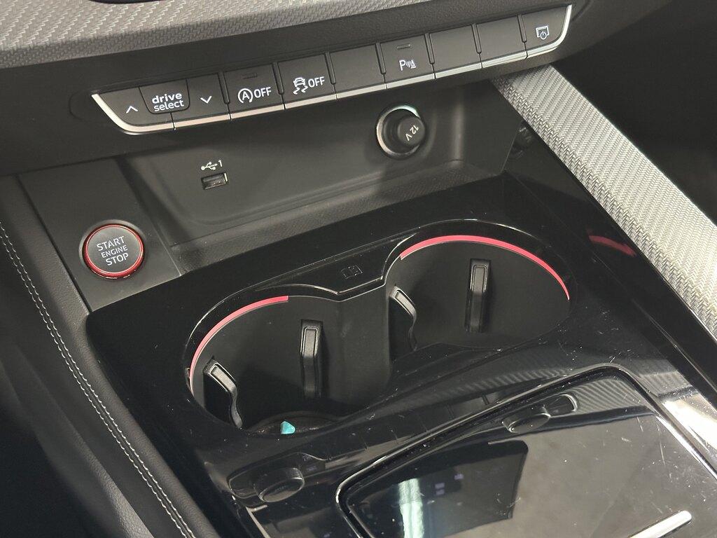 Audi RS4 Avant Avant 2.9 tfsi quattro 450cv tiptronic