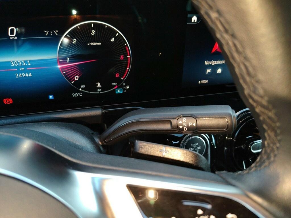 Mercedes GLA 180 d Advanced auto