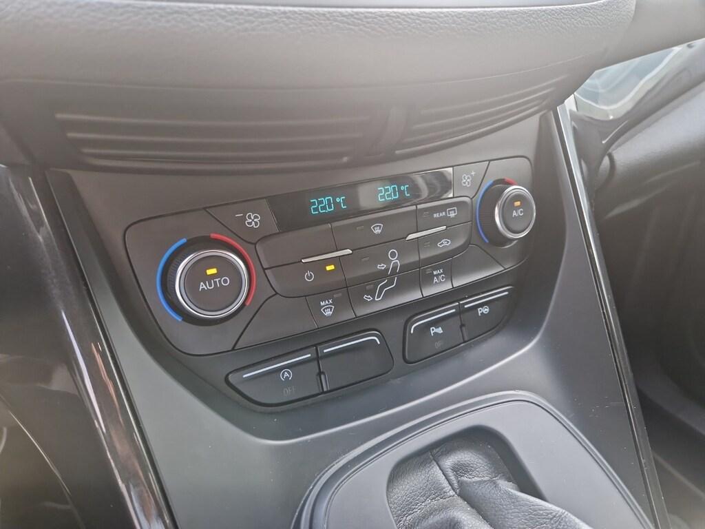 Ford Kuga 1.5 tdci ST-line Business s&s 2wd 120cv powershift
